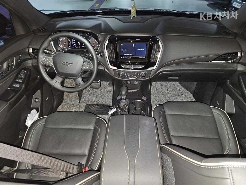 Chevrolet Traverse — miniaturë 12