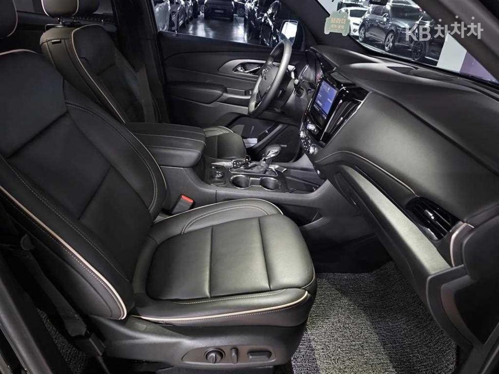 Chevrolet Traverse — miniaturë 14