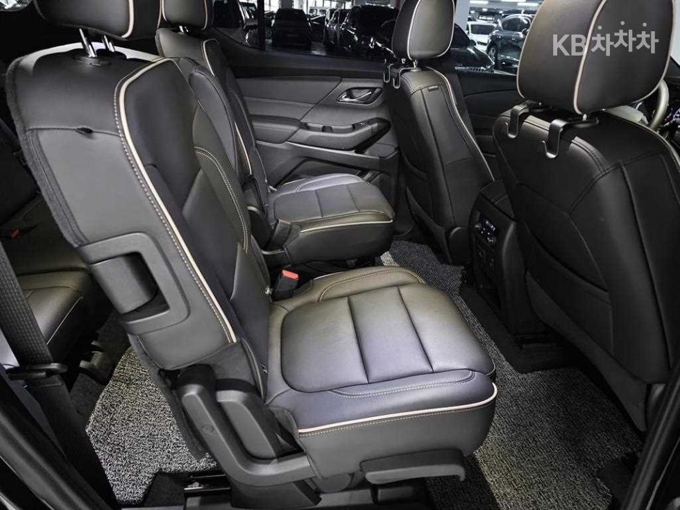 Chevrolet Traverse — miniaturë 15