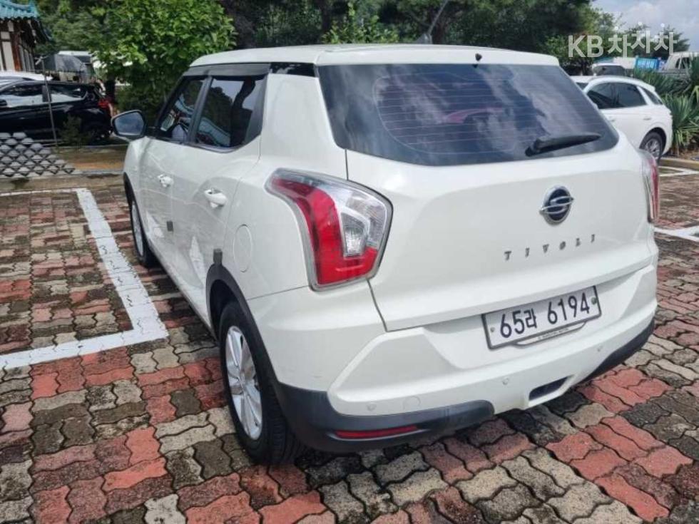 SsangYong Tivoli — miniaturë 5