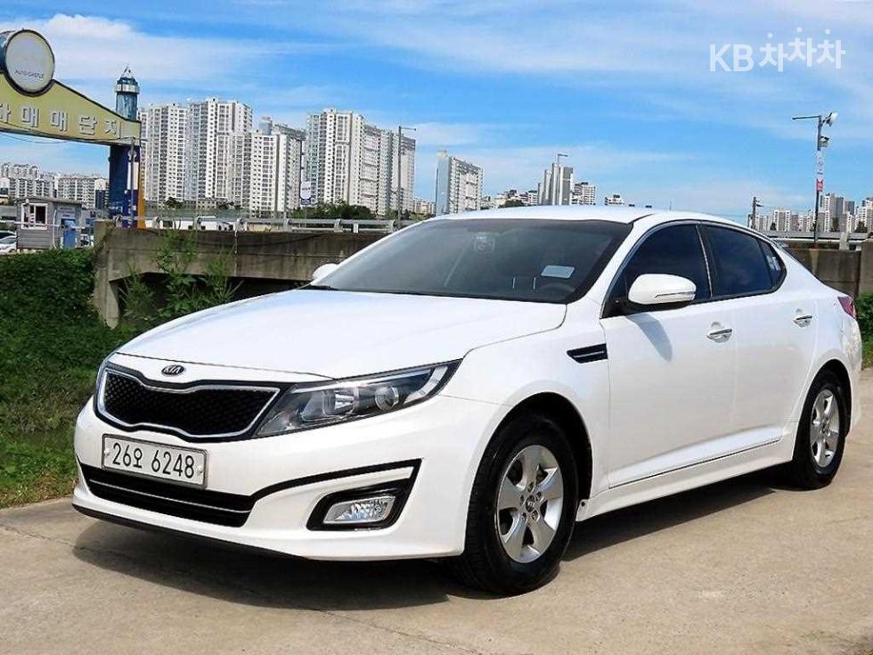 Kia K5 — miniaturë 2