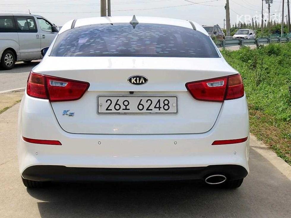 Kia K5 — miniaturë 4
