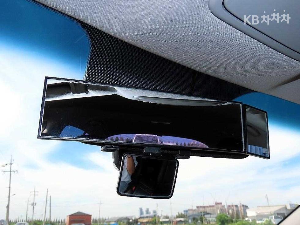 Kia K5 — miniaturë 12