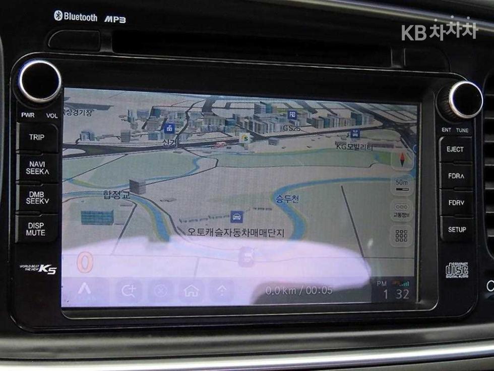 Kia K5 — miniaturë 13