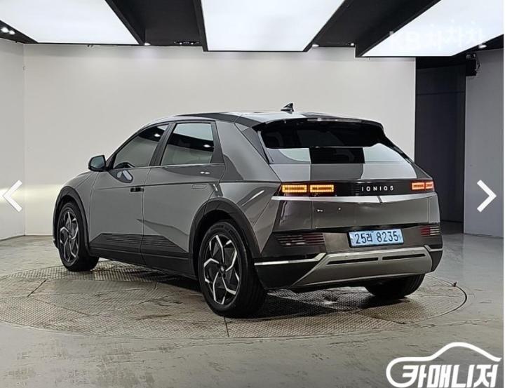 Hyundai IONIQ 5 — miniaturë 3