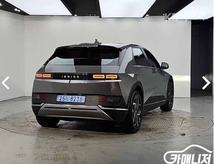 Hyundai IONIQ 5 — miniaturë 4