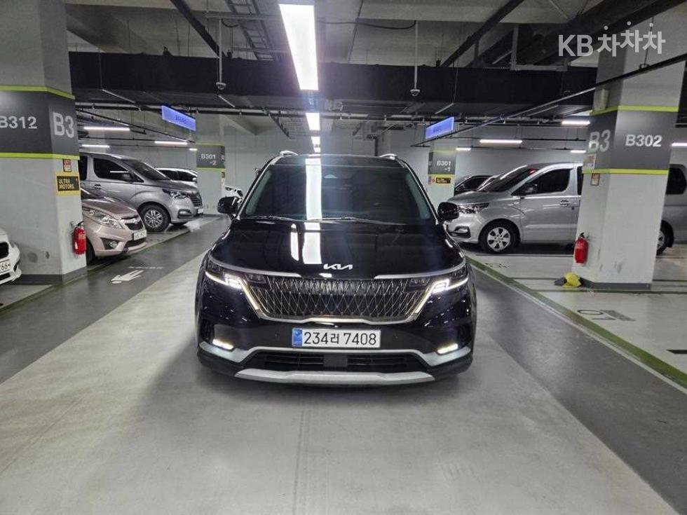 Kia Carnival