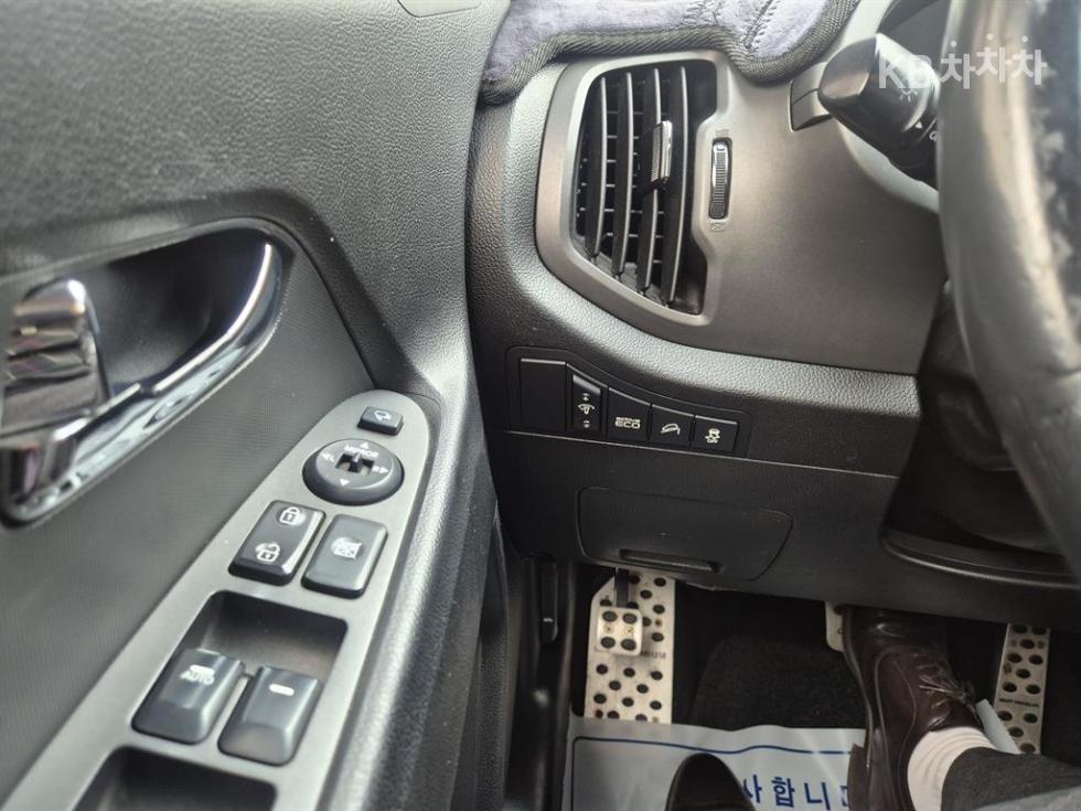 Kia Sportage — miniaturë 13