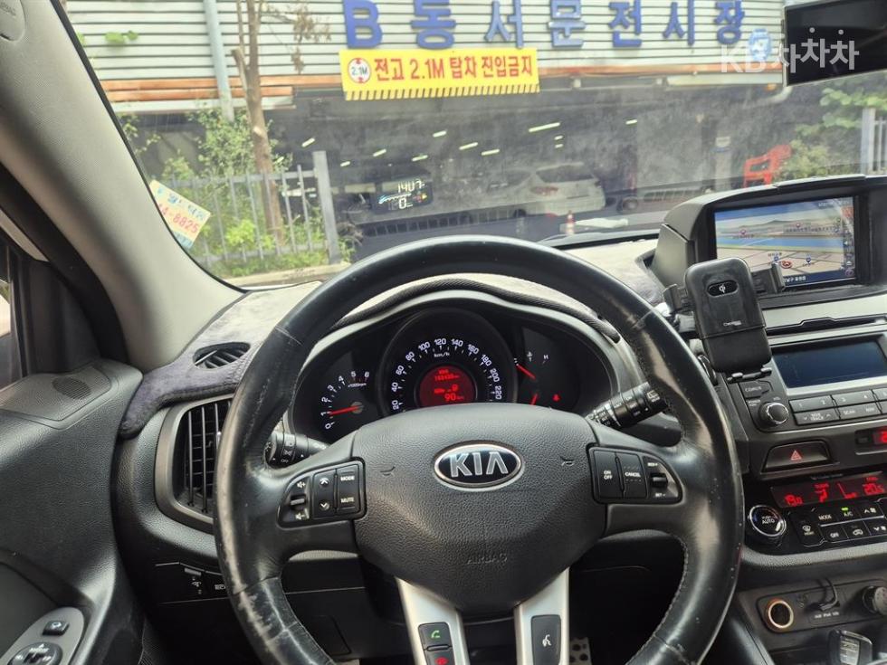 Kia Sportage — miniaturë 14