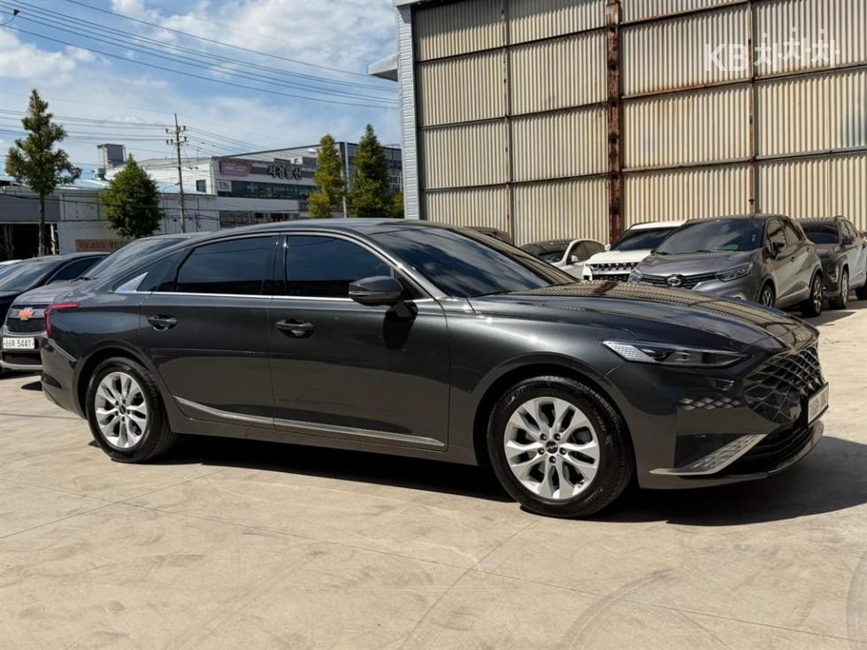 Kia K8