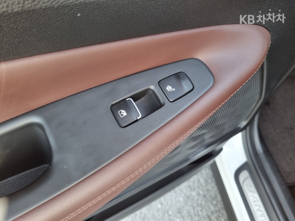 Hyundai Santa Fe — miniaturë 24