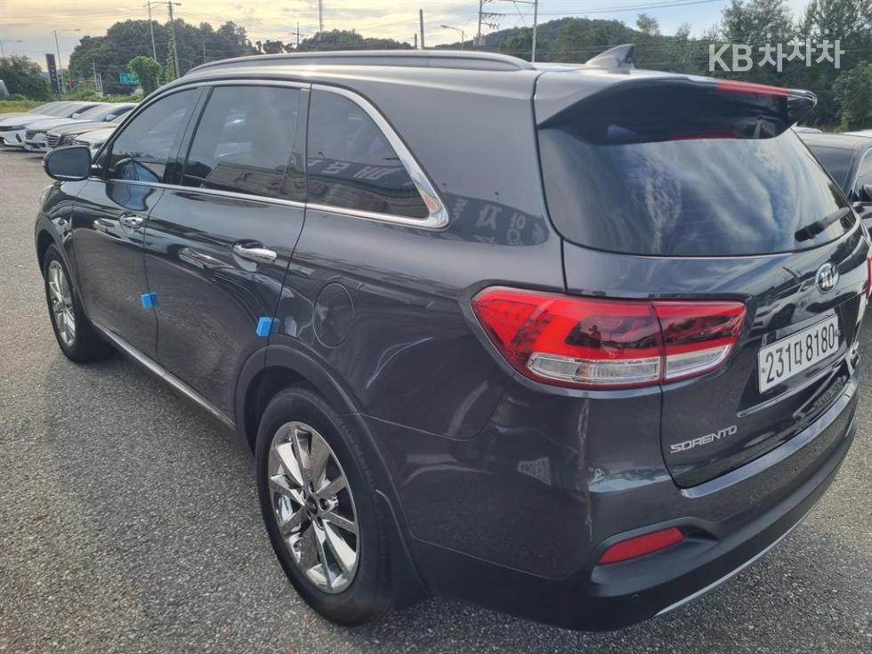 Kia Sorento — miniaturë 6