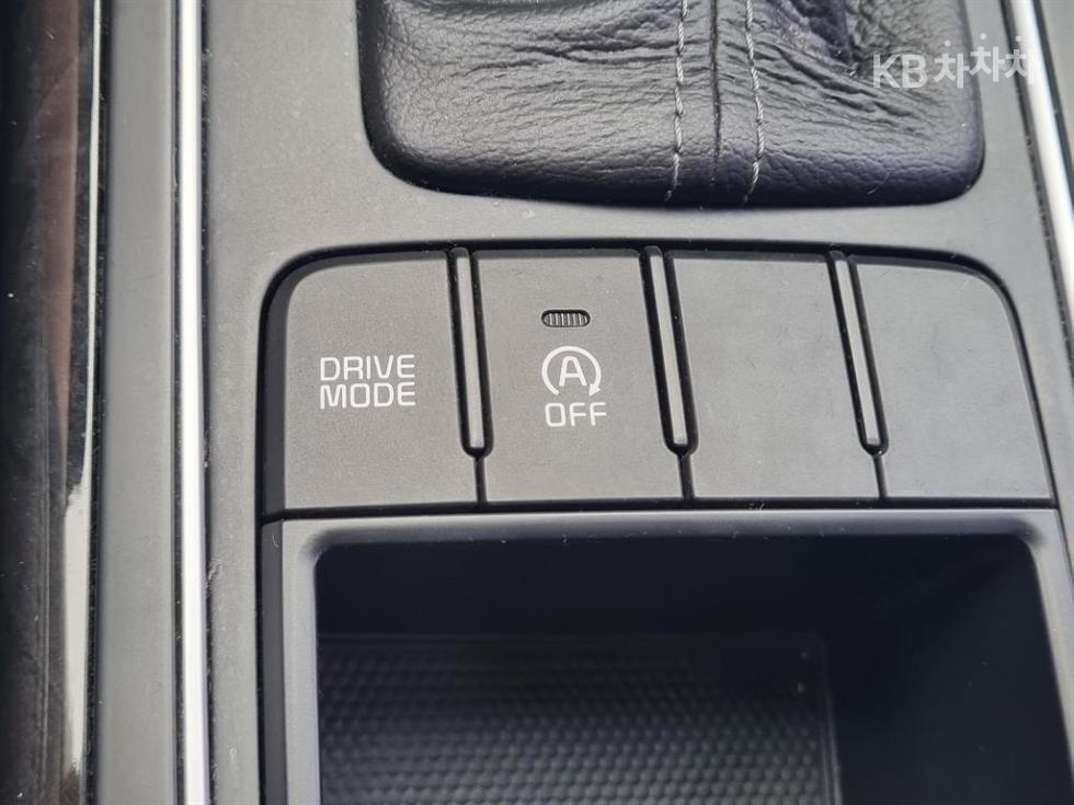 Kia Sorento — miniaturë 11