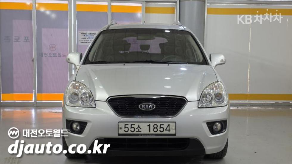 Kia Carens — miniaturë 2