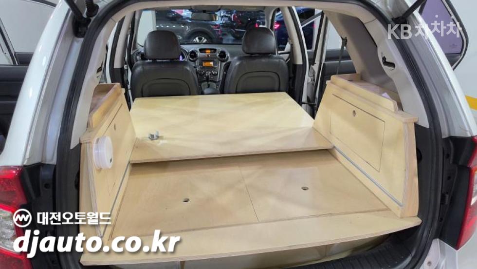 Kia Carens — miniaturë 10