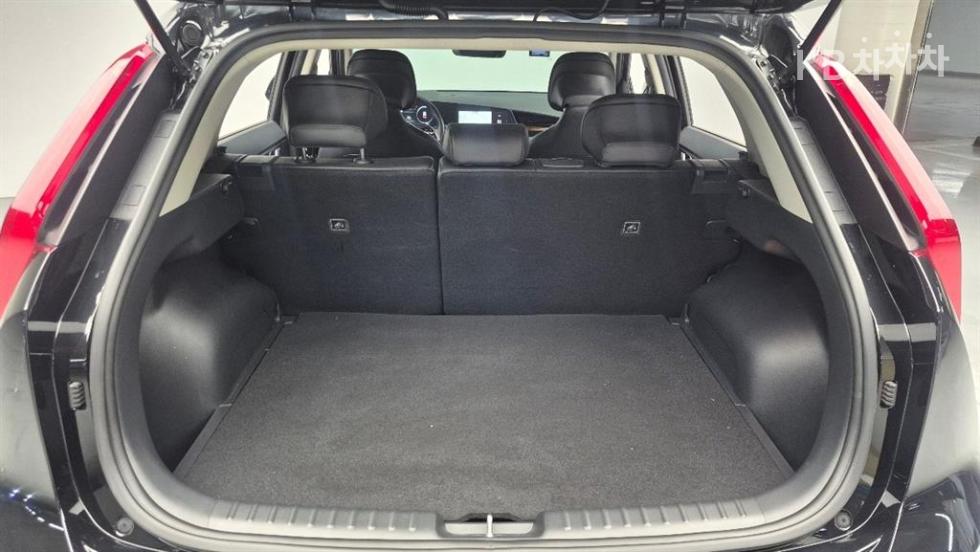 Kia Niro — miniaturë 19