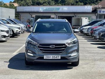 Hyundai Tucson diesel(e-vgt r)2.0 2wd  mordern — foto 1