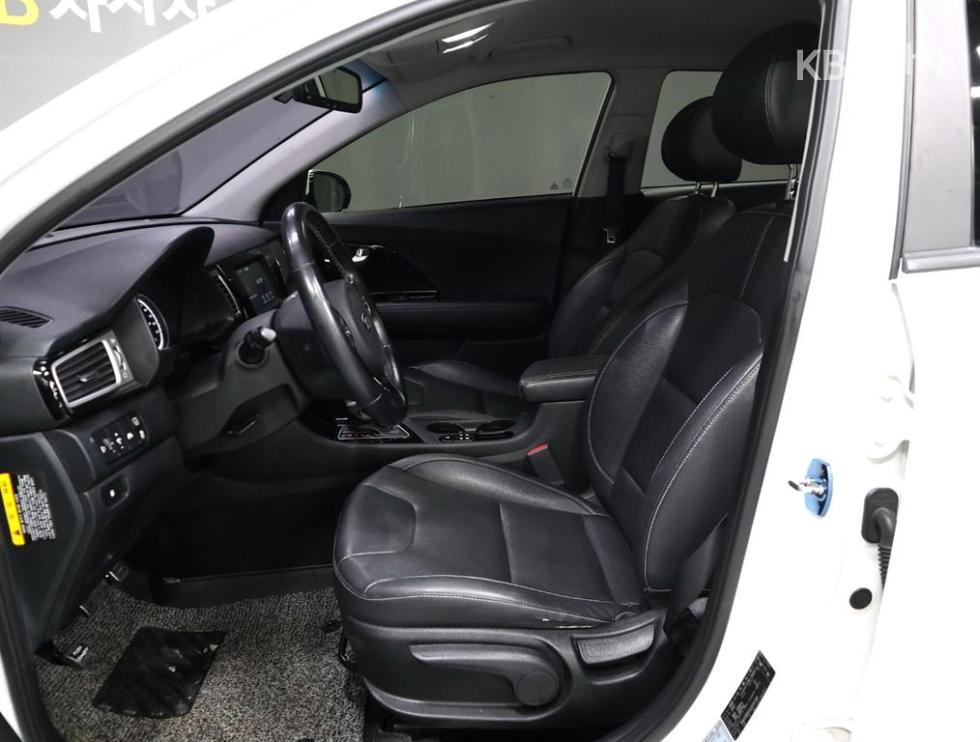 Kia Niro — miniaturë 9