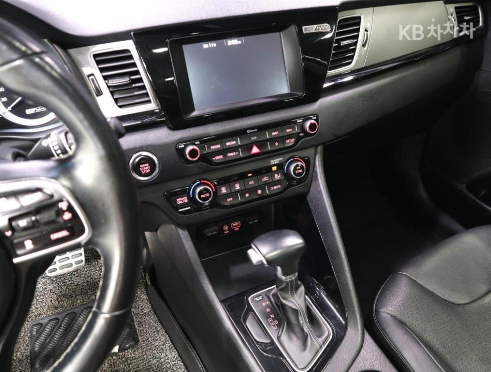 Kia Niro — miniaturë 11