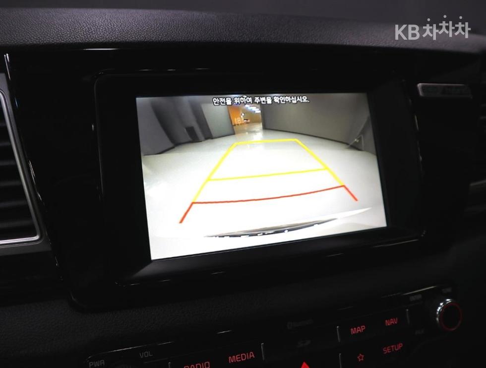 Kia Niro — miniaturë 12