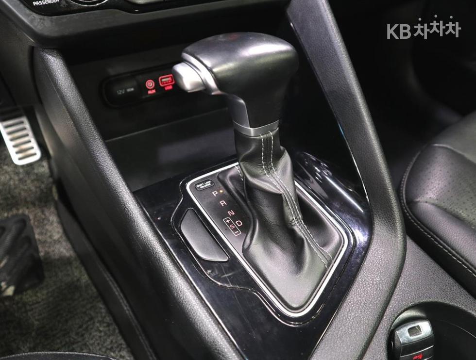 Kia Niro — miniaturë 14