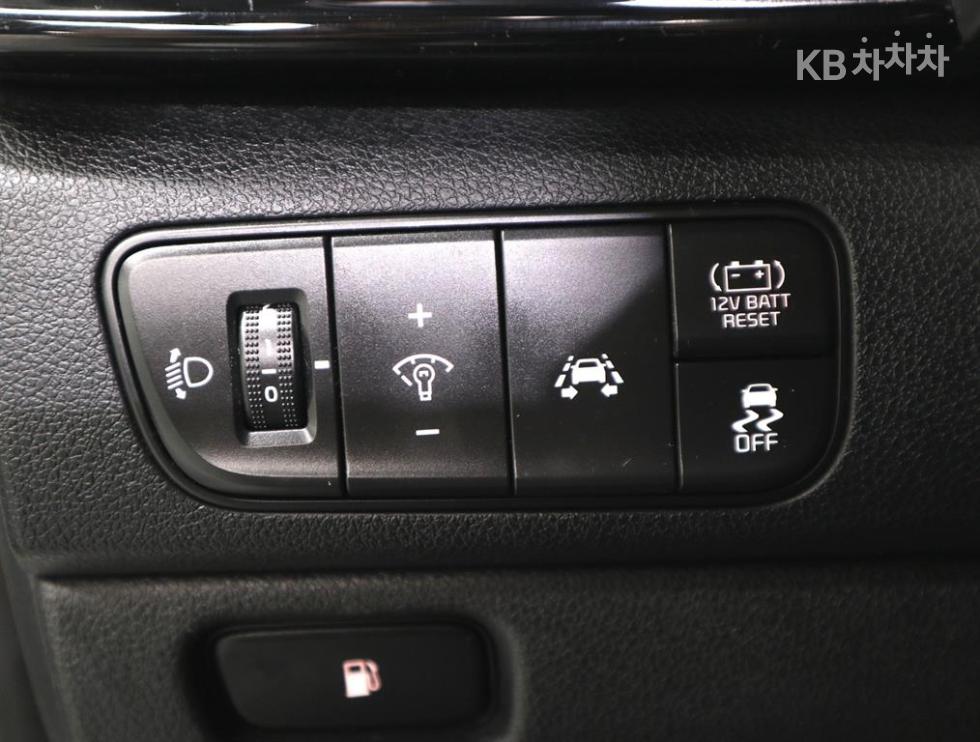 Kia Niro — miniaturë 16