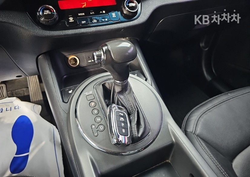 Kia Sportage — miniaturë 8