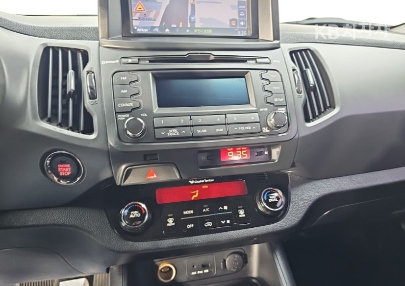 Kia Sportage — miniaturë 17
