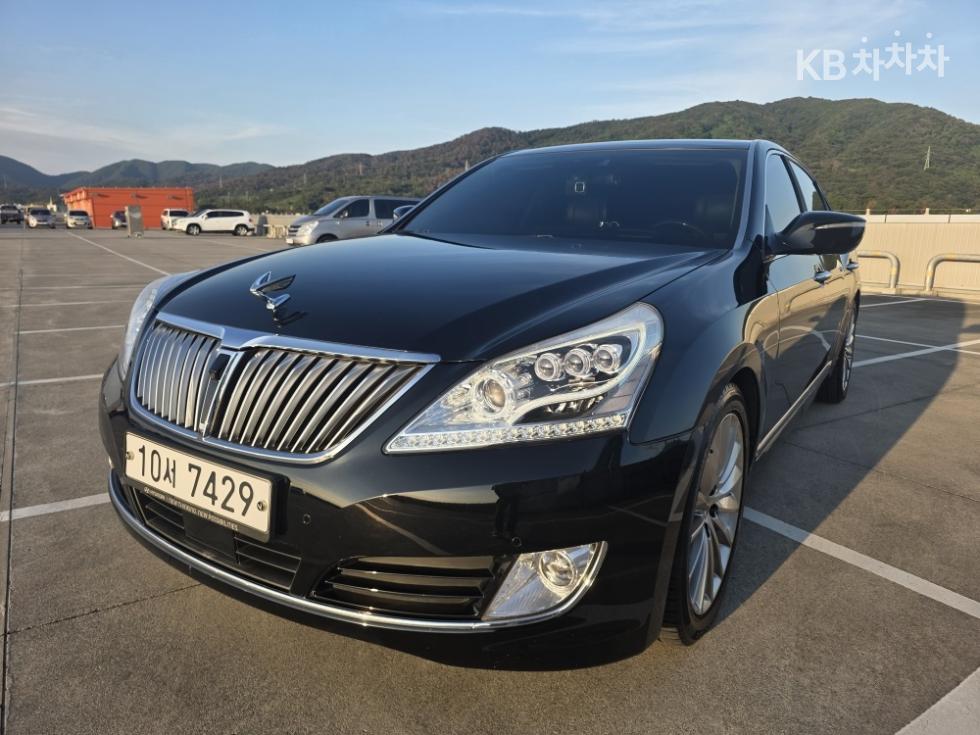 Hyundai Equus