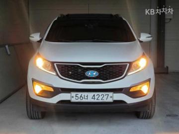 Kia Sportage 2wd  diesel tlx  luxury — foto 1