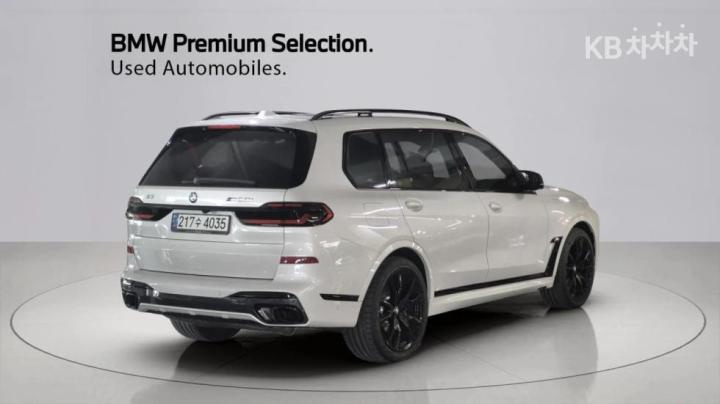 BMW X7 — miniaturë 2