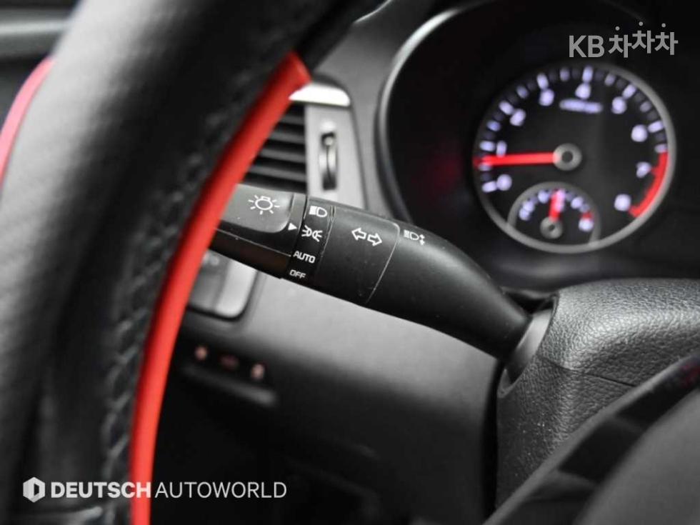 Kia K5 — miniaturë 16