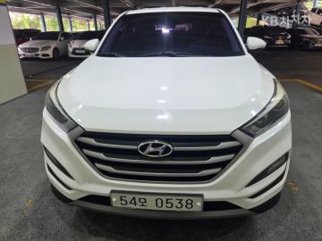 Hyundai Tucson 디젤(e-VGT R)2.0 2WD 스타일 — foto 1