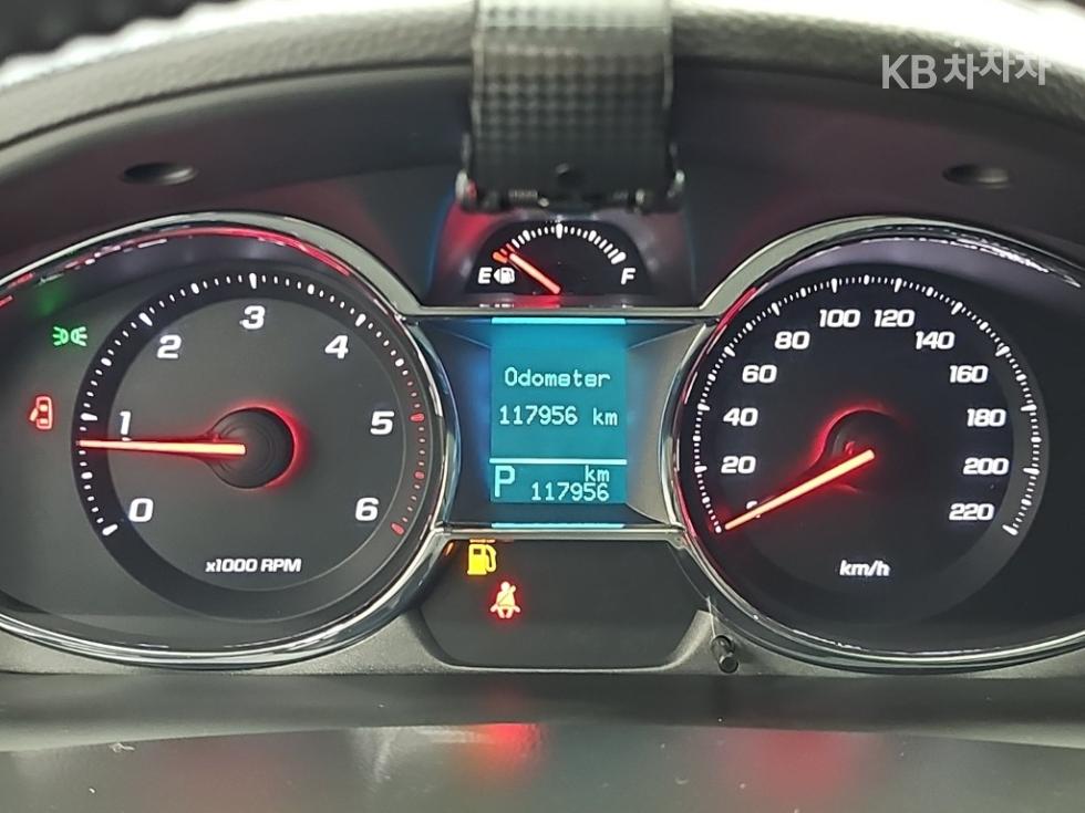 Chevrolet Captiva — miniaturë 6