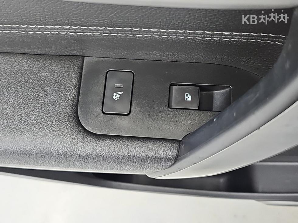 Chevrolet Captiva — miniaturë 13