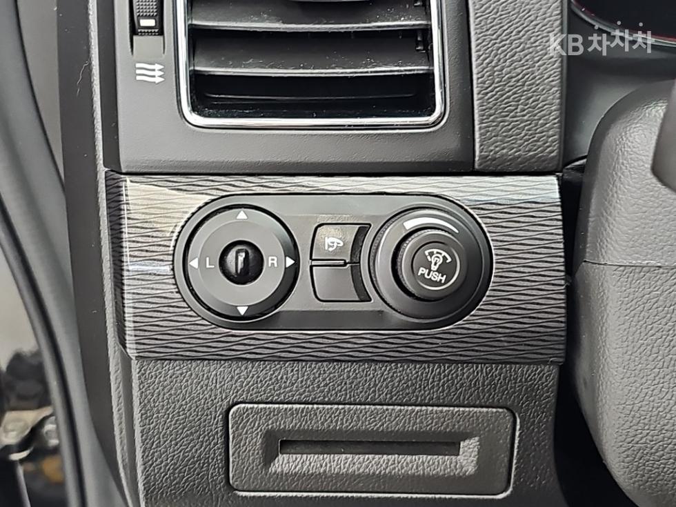 Chevrolet Captiva — miniaturë 18