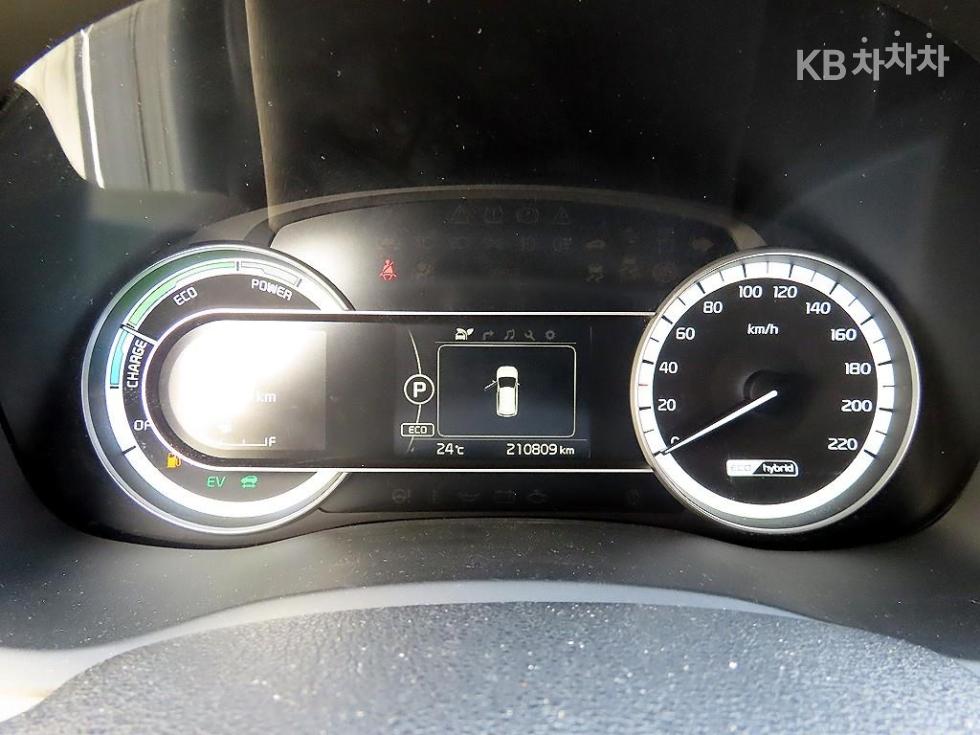 Kia Niro — miniaturë 9
