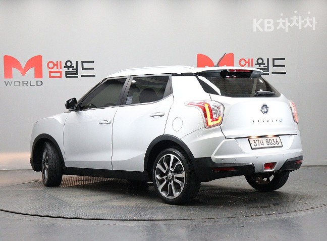 SsangYong Tivoli — miniaturë 3