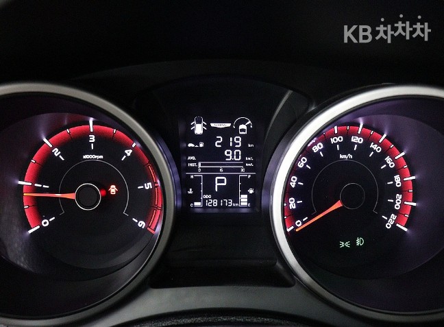 SsangYong Tivoli — miniaturë 5