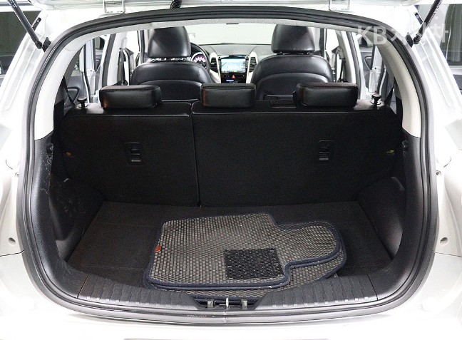 SsangYong Tivoli — miniaturë 19