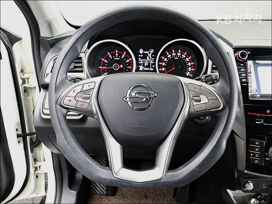 SsangYong Tivoli — miniaturë 14