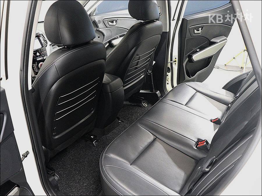 SsangYong Tivoli — miniaturë 15