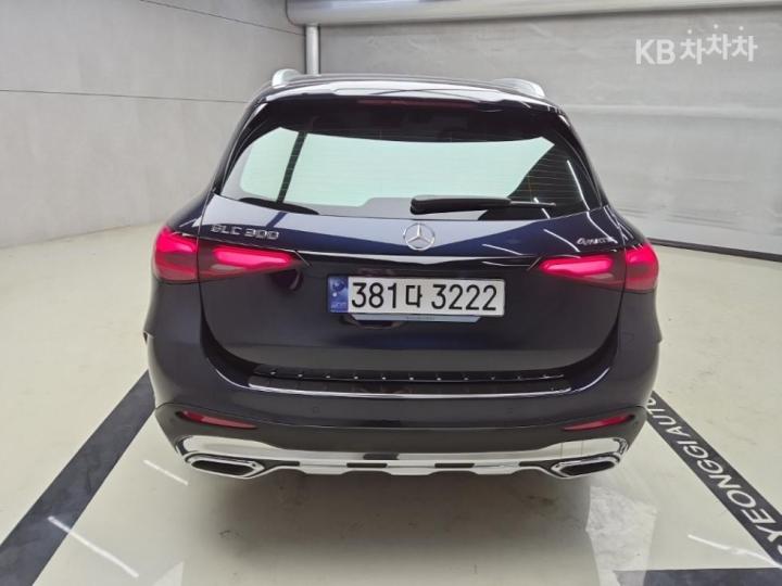 Mercedes-Benz GLC — miniaturë 3