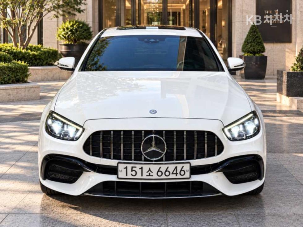 مرسيدس E-Class