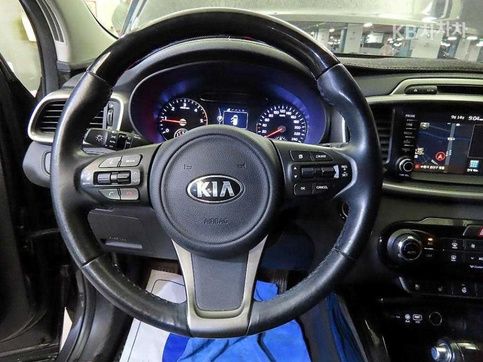 Kia Sorento — miniaturë 8