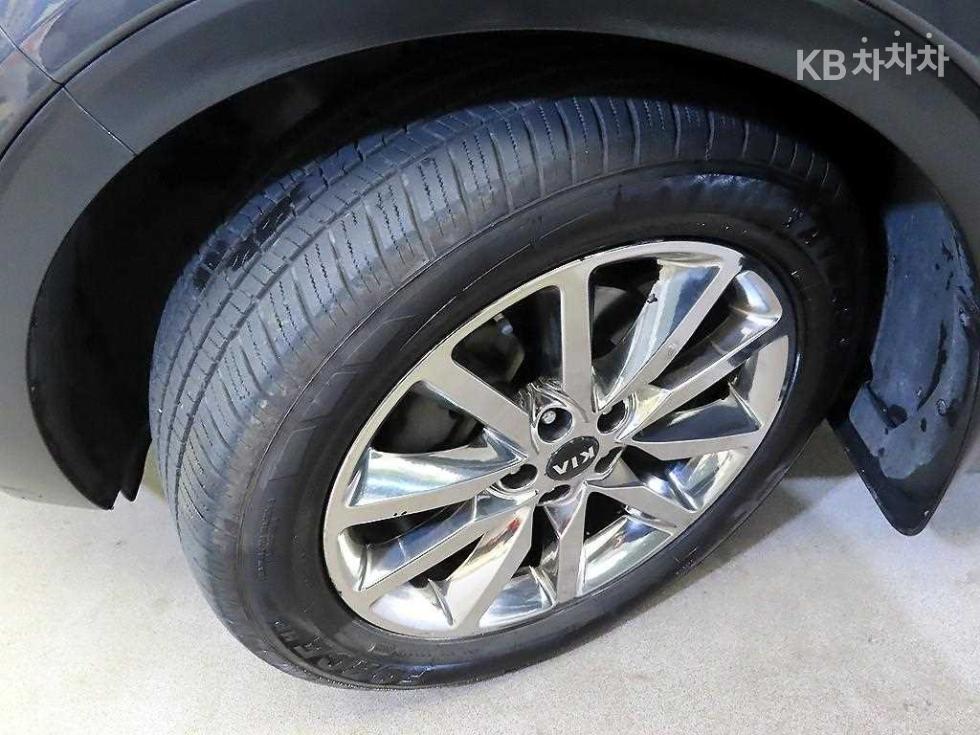 Kia Sorento — miniaturë 20