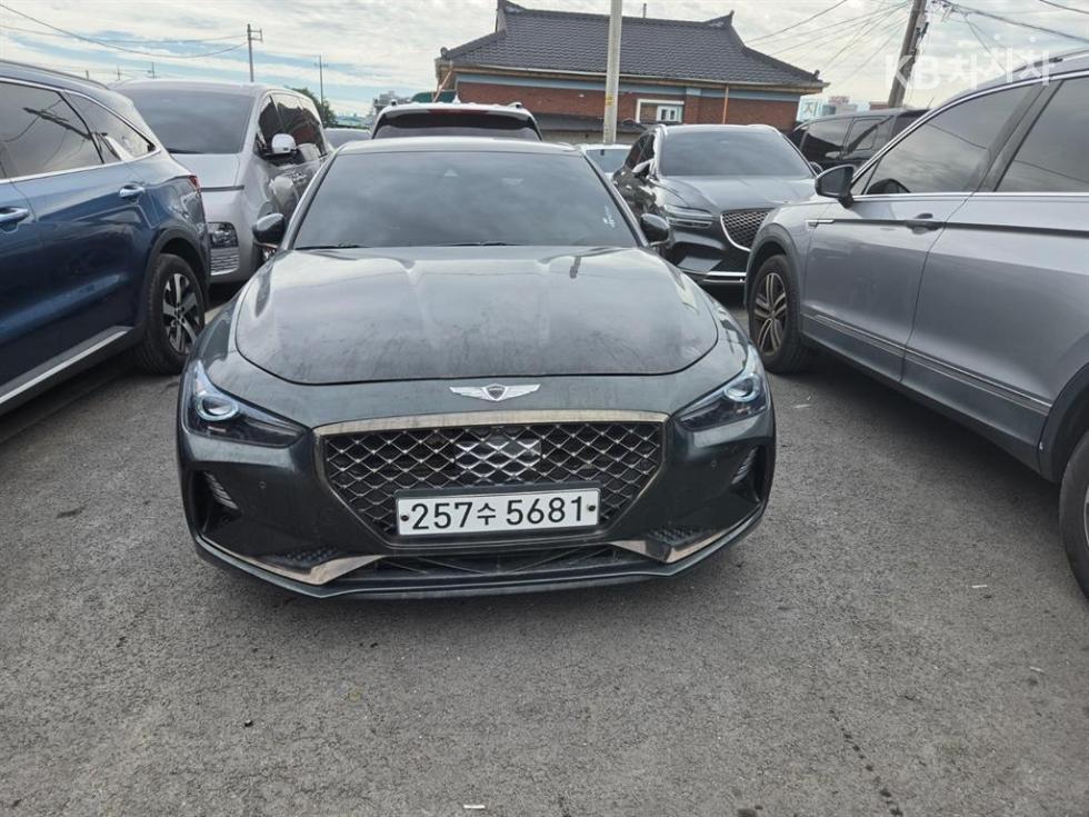 جينيسيس G70