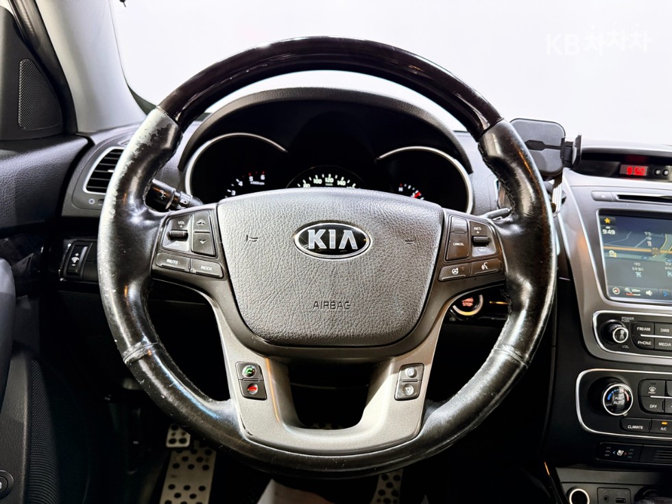 Kia Sorento — miniaturë 6