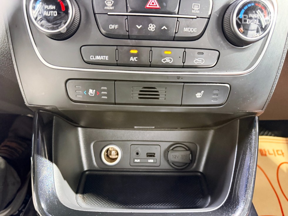 Kia Sorento — miniaturë 11