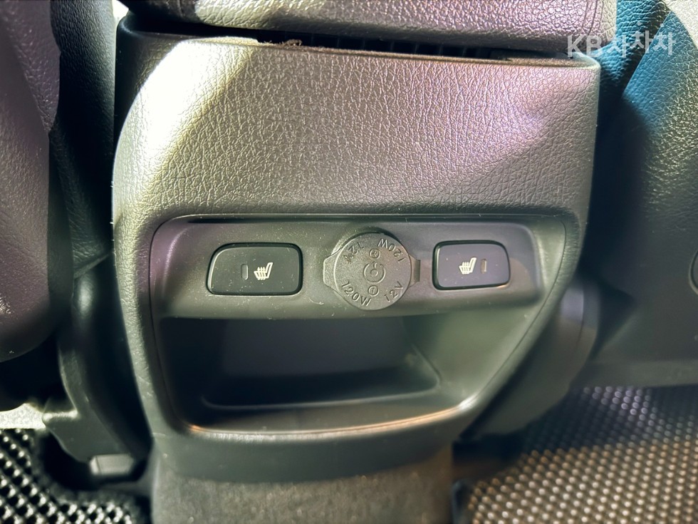 Kia Sorento — miniaturë 19